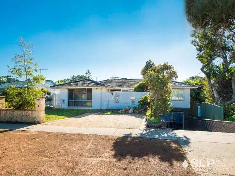 42 Newborough Street, Karrinyup WA 6018