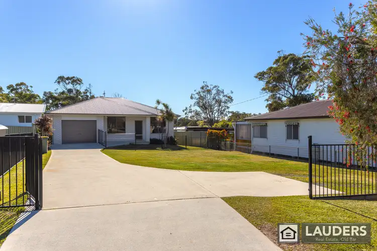 75 Old Bar Road, Old Bar NSW 2430