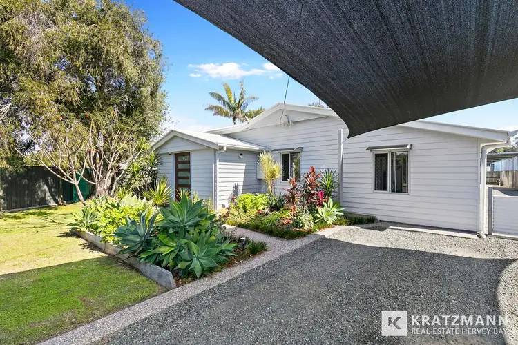 11 Smith Street, Urangan QLD 4655