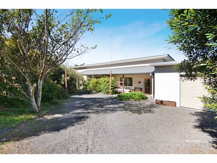 52 Palm Street, Maleny QLD 4552
