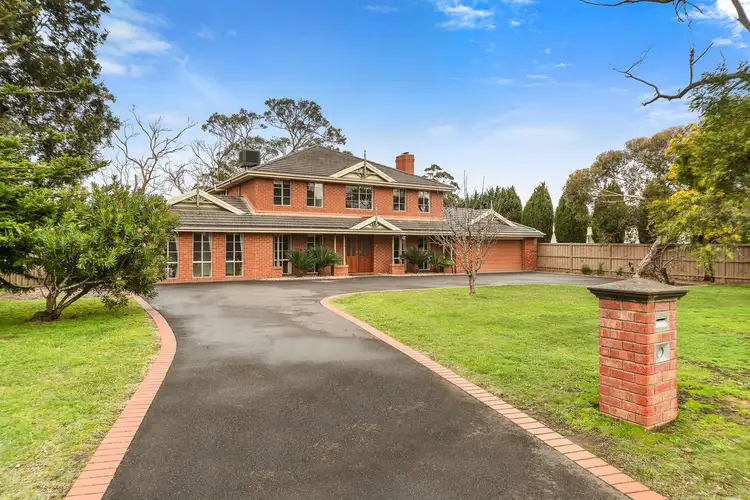 15 Winona Road, Mount Eliza VIC 3930