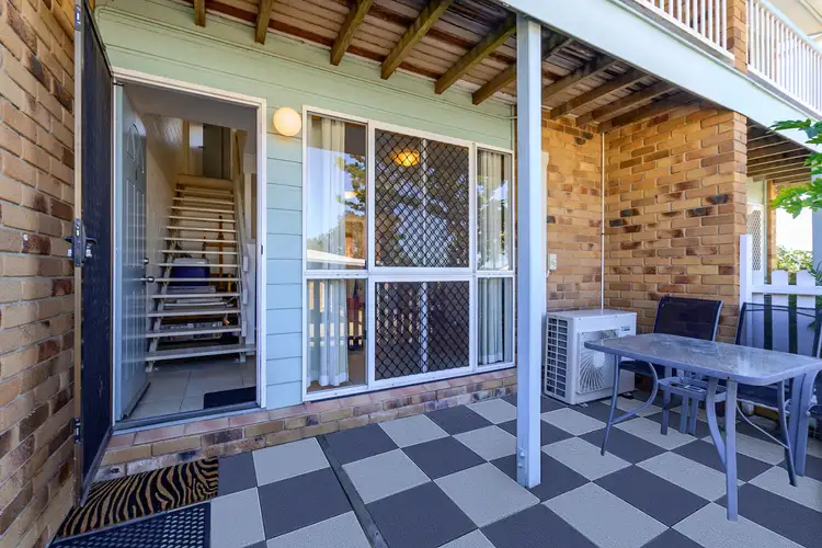 Main view of Homely unit listing, 2/15 Ann Street, South Gladstone QLD 4680