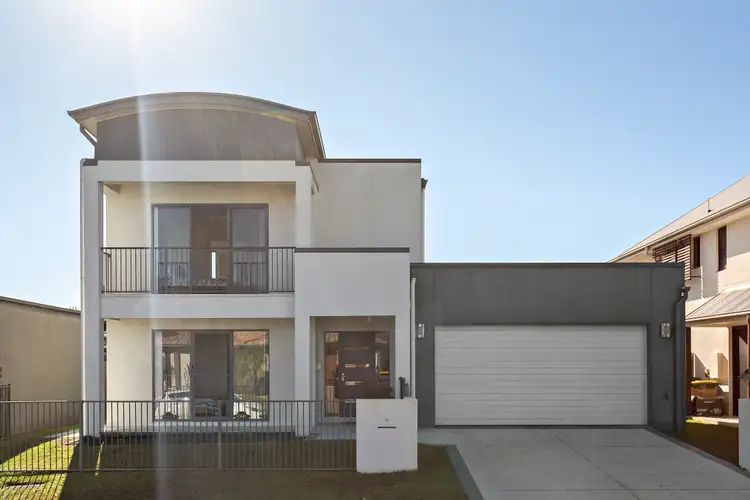 Main view of Homely house listing, 7 Magnetic Street, Kawana Island QLD 4575