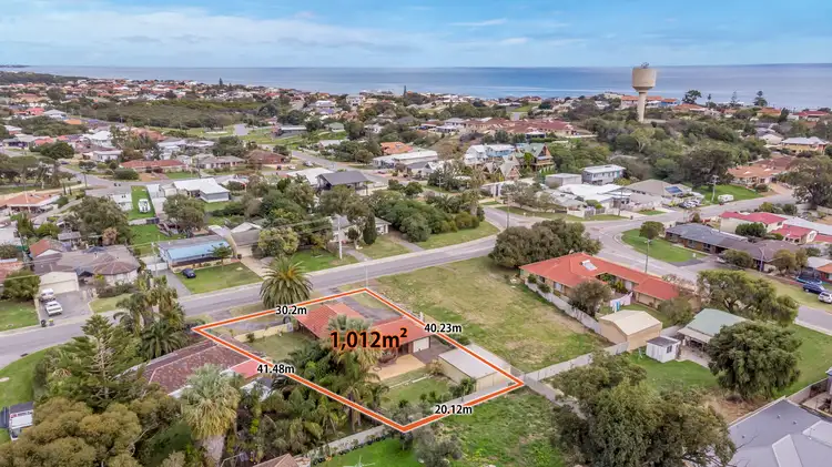 86 Leighton Road, Halls Head WA 6210