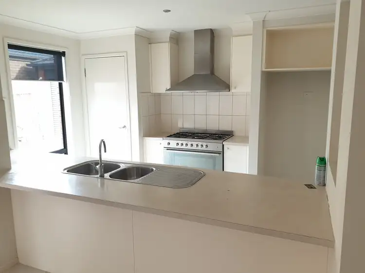 Fifth view of Homely house listing, 26 Tobin Way, Lyndhurst VIC 3975