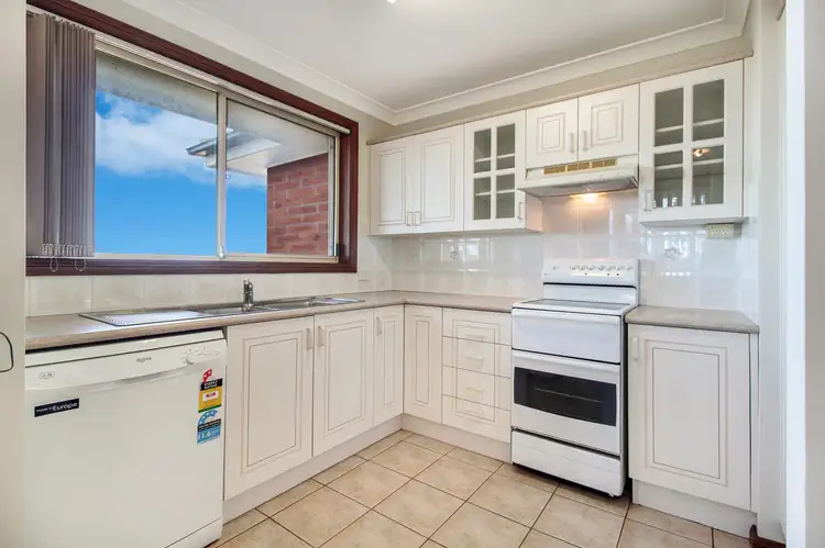 Second view of Homely villa listing, 5/25 Robertson Street, Coniston NSW 2500