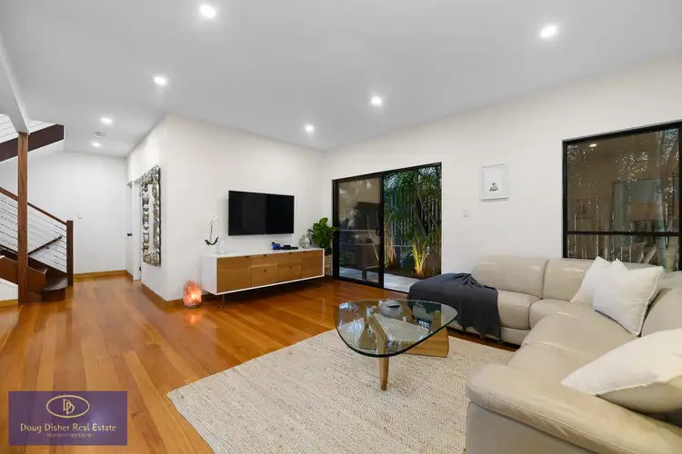 39B Moorak Street, Taringa QLD 4068
