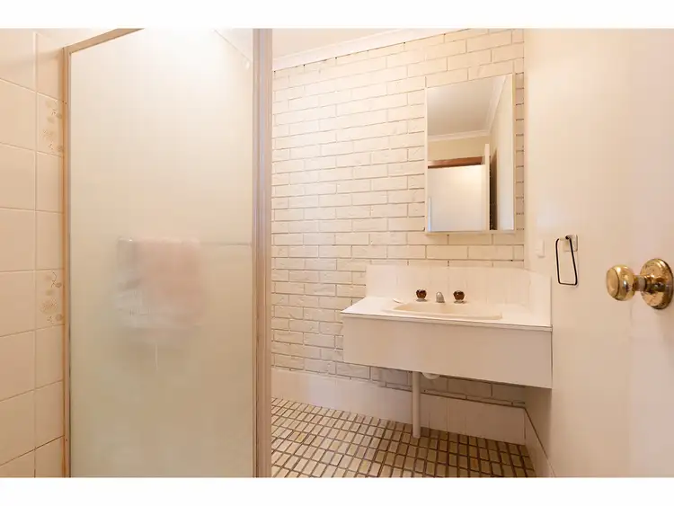 Seventh view of Homely unit listing, 3/299 Kaitlers Road, Lavington NSW 2641