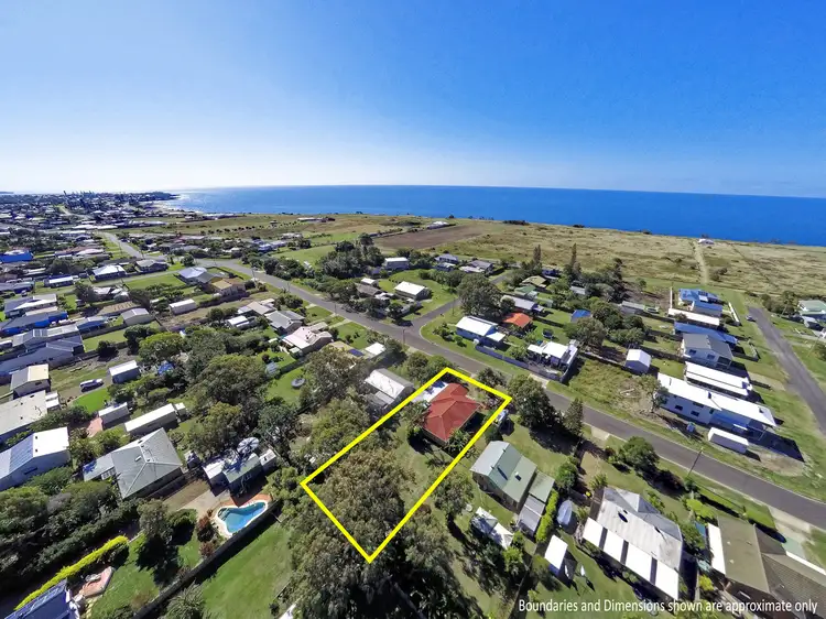43 Shell Street, Burnett Heads QLD 4670