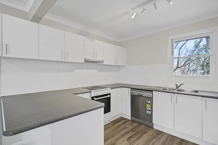 Second view of Homely house listing, 5 Christiansen Place, Bellambi NSW 2518