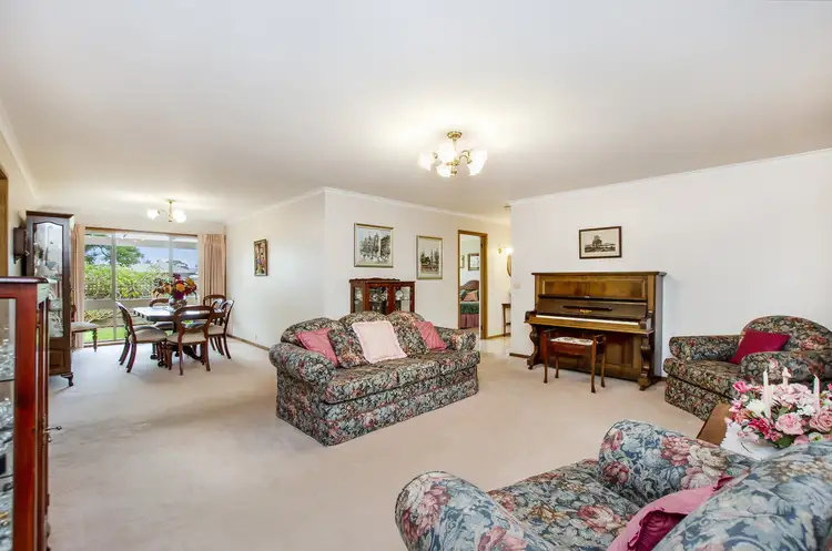Sixth view of Homely house listing, 7 Warwick Place, Warrnambool VIC 3280