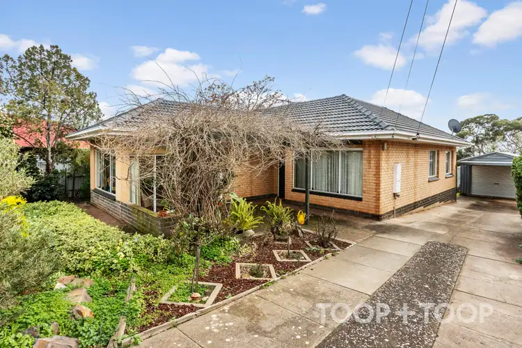 6 Down Court, Para Hills SA 5096