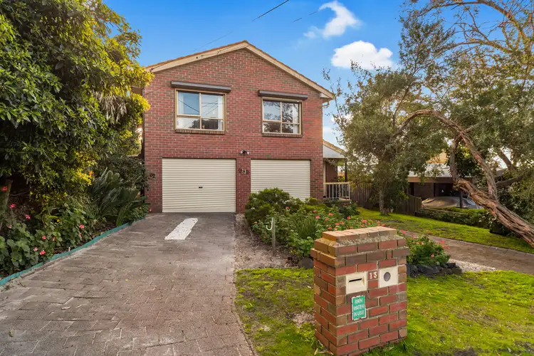 13 Grosvenor Street, Frankston South VIC 3199