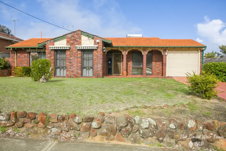 574 Beach Road, Hamersley WA 6022