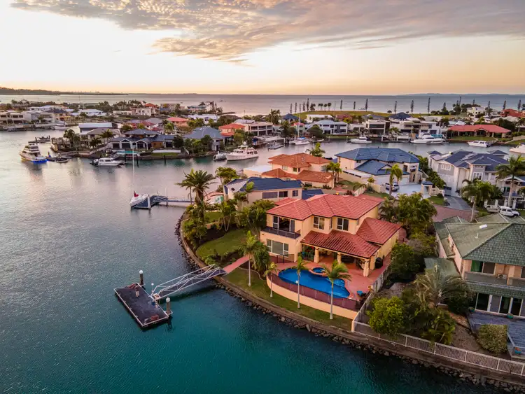 15 Piermont Place, Raby Bay QLD 4163