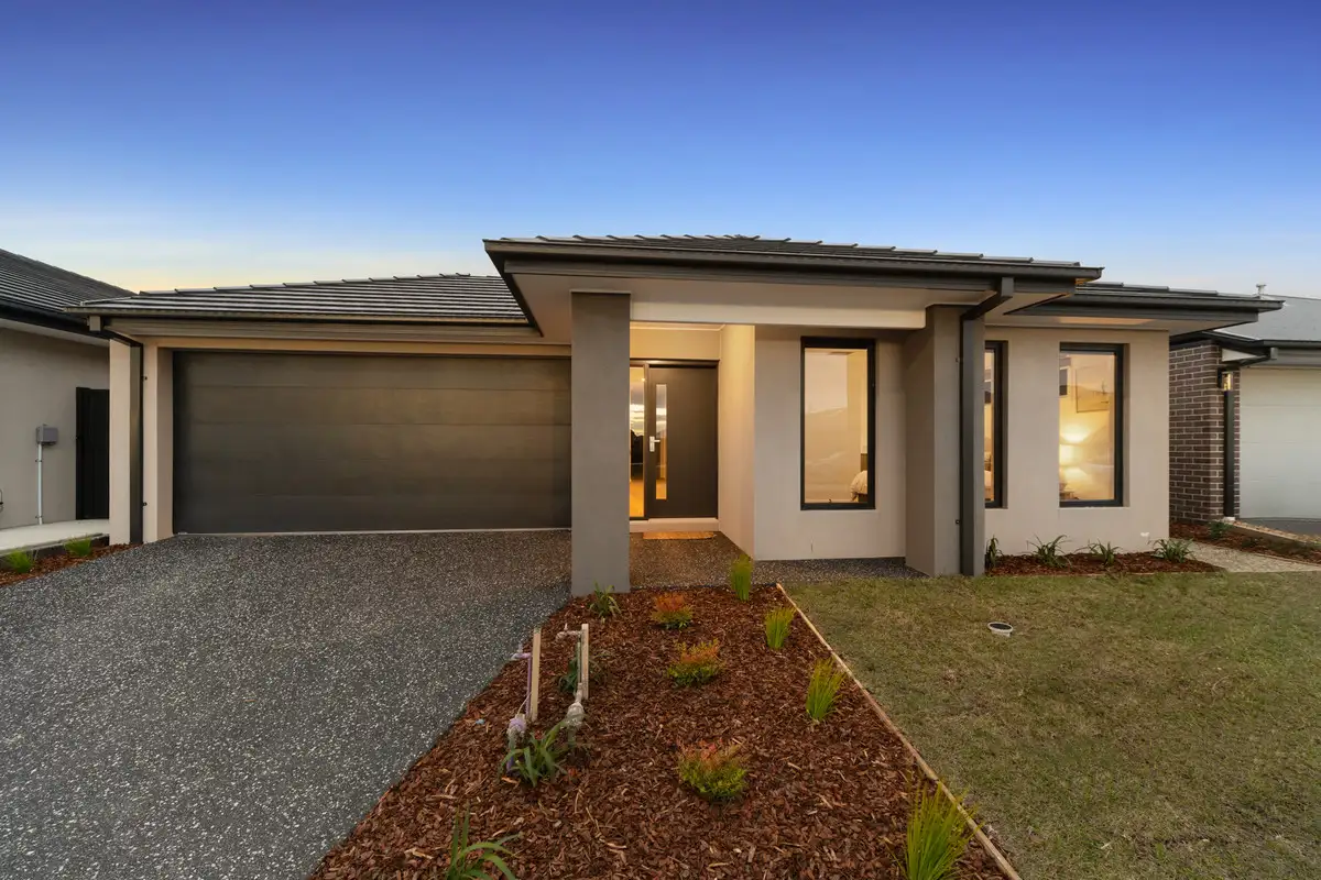 Main view of Homely house listing, 90 Encore Boulevard, Cranbourne South VIC 3977