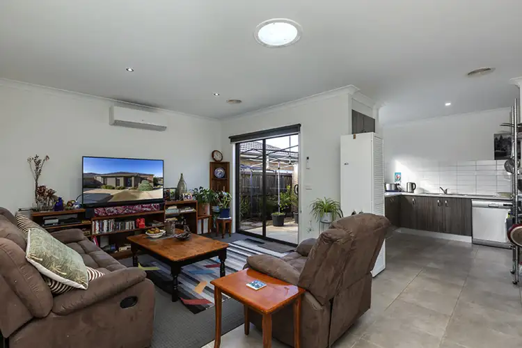 Fourth view of Homely unit listing, 5/15 Sweet Avenue, Maddingley VIC 3340