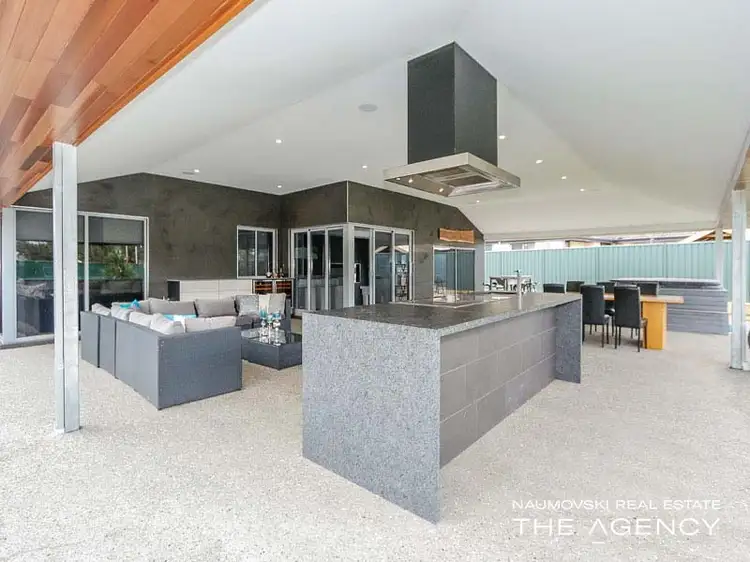 12 Southern Terrace, Connolly WA 6027