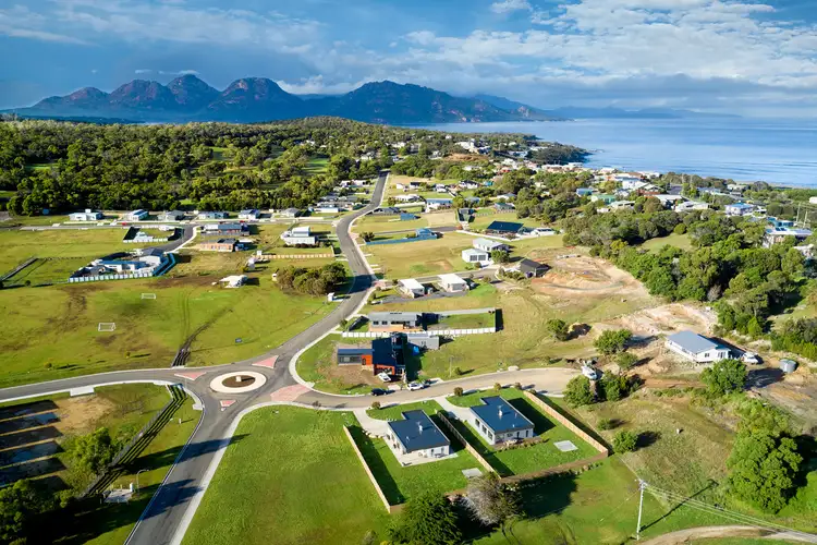 Fourth view of Homely house listing, 2 Sweet Pea Court, Coles Bay TAS 7215