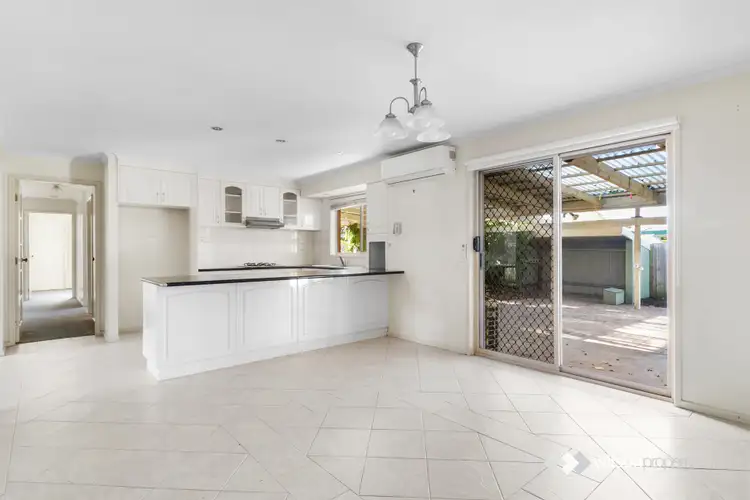 Sixth view of Homely house listing, 9 Macdougal Court, Traralgon VIC 3844