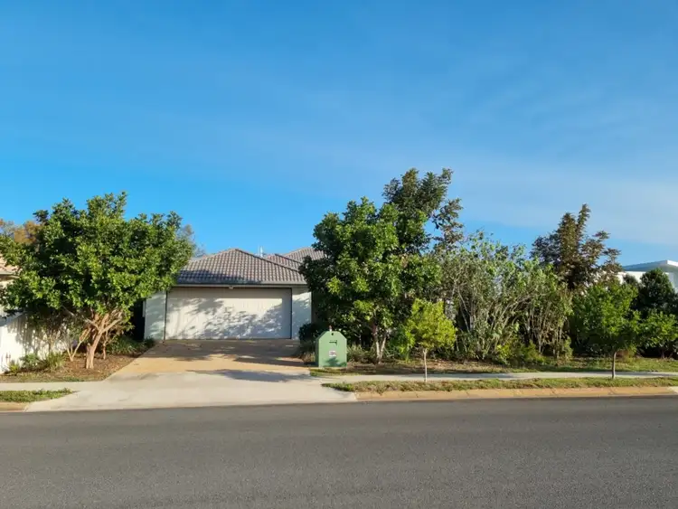 186 Barolin Esplanade, Coral Cove QLD 4670
