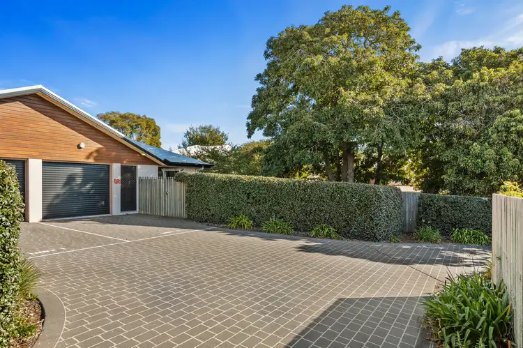 2/10 Denis Street, South Toowoomba QLD 4350