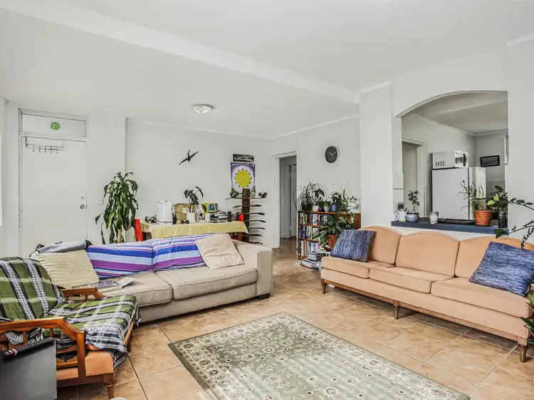 4/14 Garrick Street, Coolangatta QLD 4225