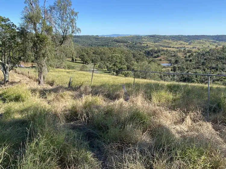 15 Gehrke Hill Road, Summerholm QLD 4341