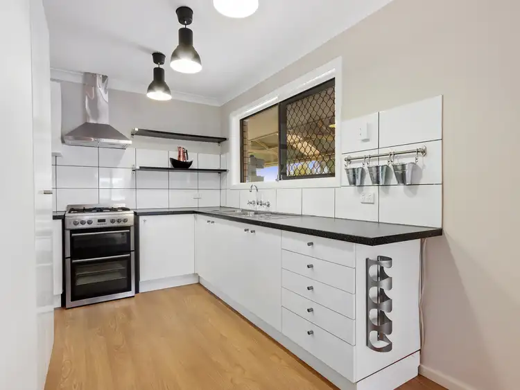 81 Chisham Avenue, Parmelia WA 6167