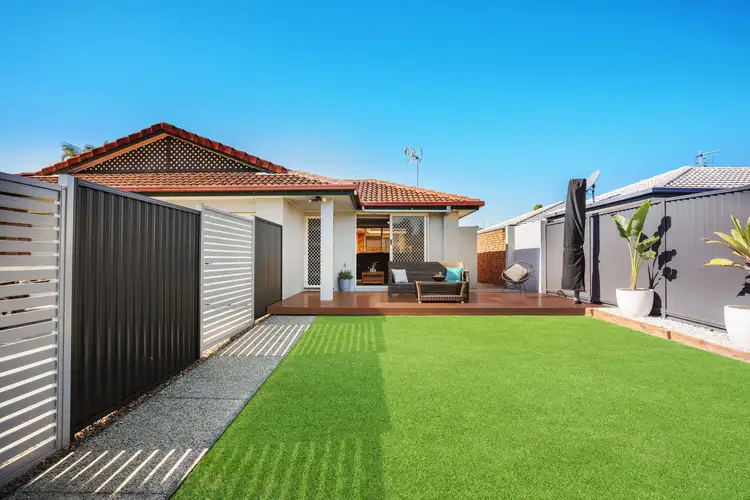 2/2 Covent Gardens Way, Banora Point NSW 2486