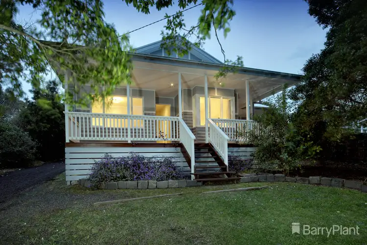 34 Bayview Avenue, Upwey VIC 3158