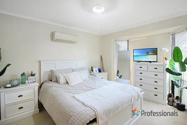 Fifth view of Homely house listing, 24 Walla Place, Glenfield Park NSW 2650