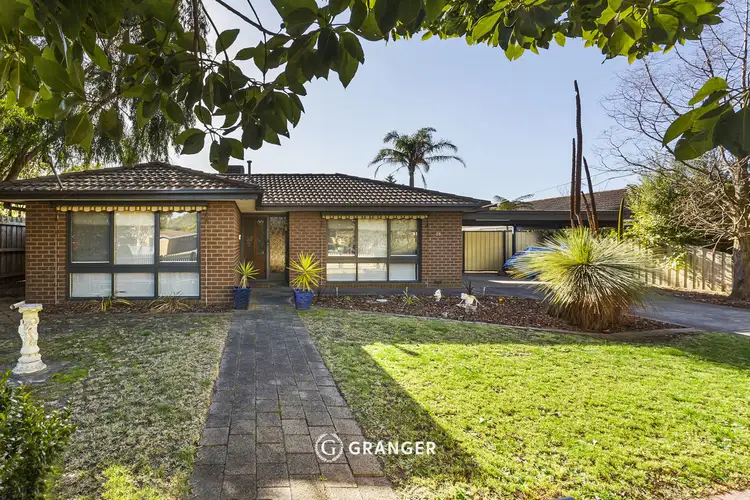 18 Dunsmuir Drive, Rosebud VIC 3939