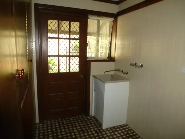 Fifth view of Homely house listing, 2/360 Main North Road, Clare SA 5453