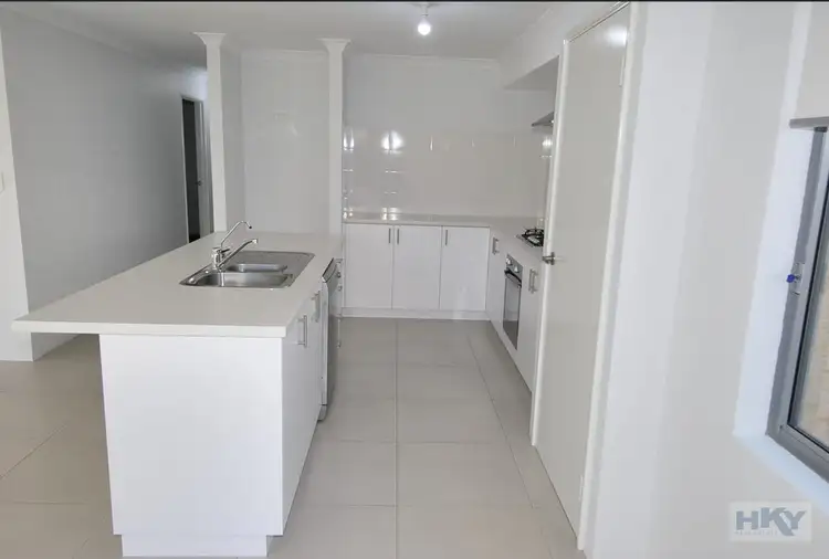 Sixth view of Homely house listing, 5 Ambit Way, Aveley WA 6069