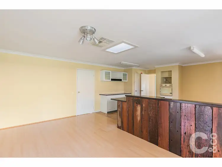 Sixth view of Homely house listing, 8 Perriam Close, Parmelia WA 6167