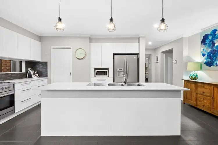 Fifth view of Homely house listing, 10 Cortona Place, Waurn Ponds VIC 3216