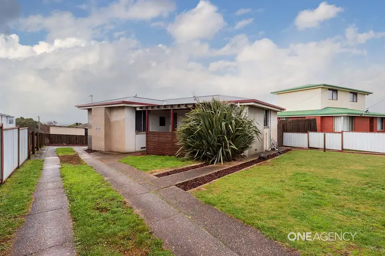 25 Winter Avenue, Upper Burnie TAS 7320