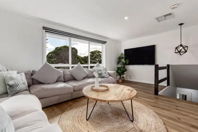 Fifth view of Homely house listing, 2 Nareen Court, Frankston South VIC 3199