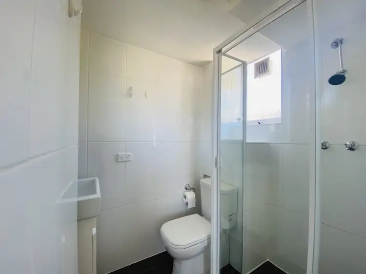 Fifth view of Homely unit listing, 15/85C Wigram Road, Glebe NSW 2037
