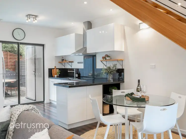 2/633 Huon Road, South Hobart TAS 7004