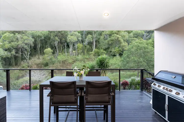 16 Lambert Drive, Maudsland QLD 4210