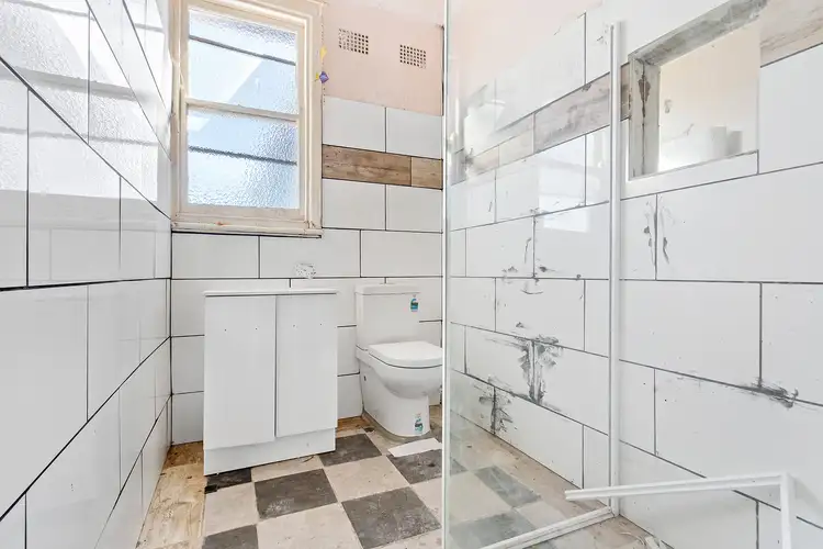 Fifth view of Homely house listing, 279 Warners Bay Road, Mount Hutton NSW 2290