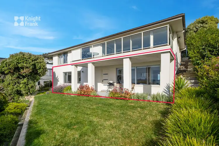 2/323 Churchill Avenue, Sandy Bay TAS 7005