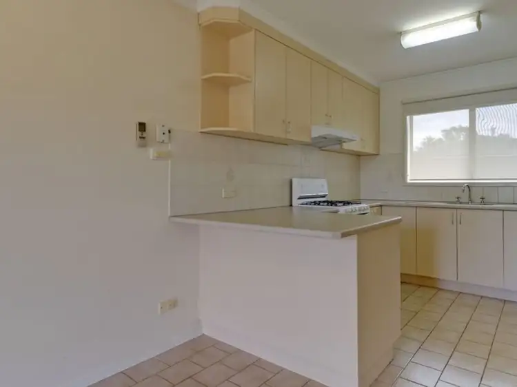 Third view of Homely townhouse listing, 2/242A Raglan Street, Sale VIC 3850