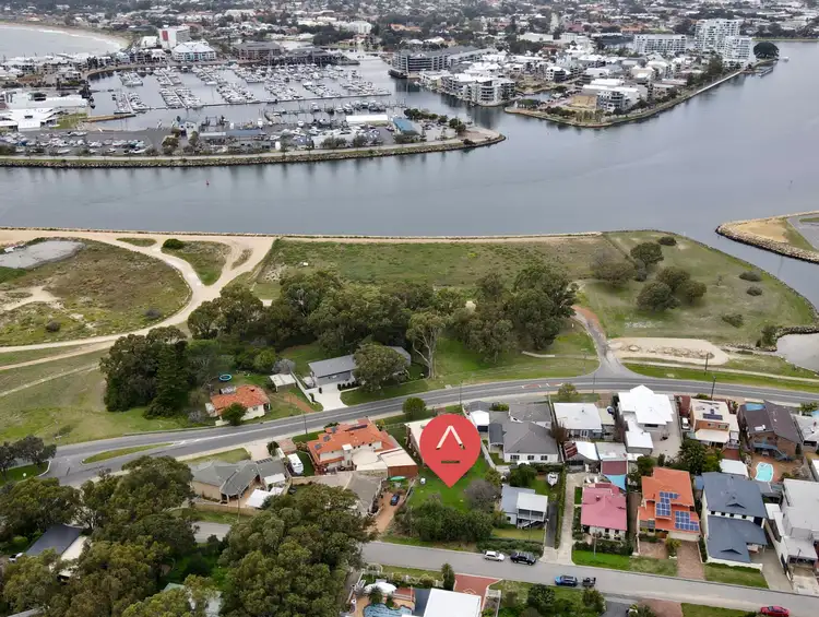 5 Hill Street, Halls Head WA 6210