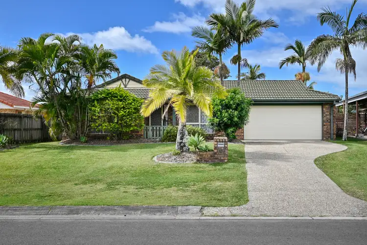 52 Lakeshore Place, Little Mountain QLD 4551