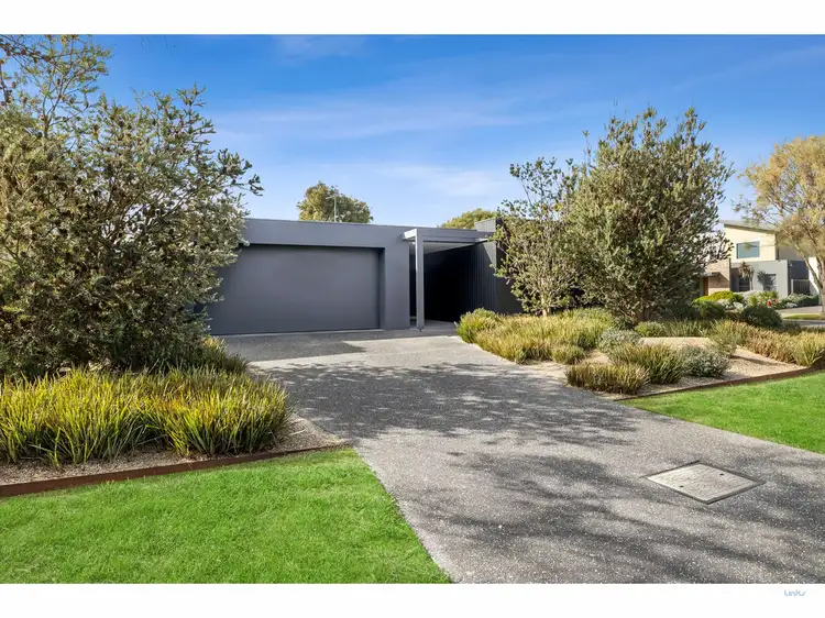 8 Gleneagles Close, Torquay VIC 3228
