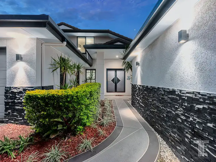 Main view of Homely house listing, 8 Clearmount Crescent, Carindale QLD 4152