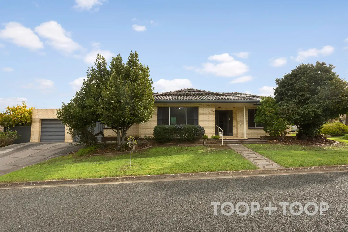 Main view of Homely house listing, 15 Robert Arnold Avenue, Valley View SA 5093